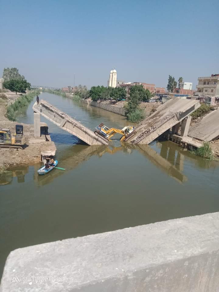 انهيار كوبرى