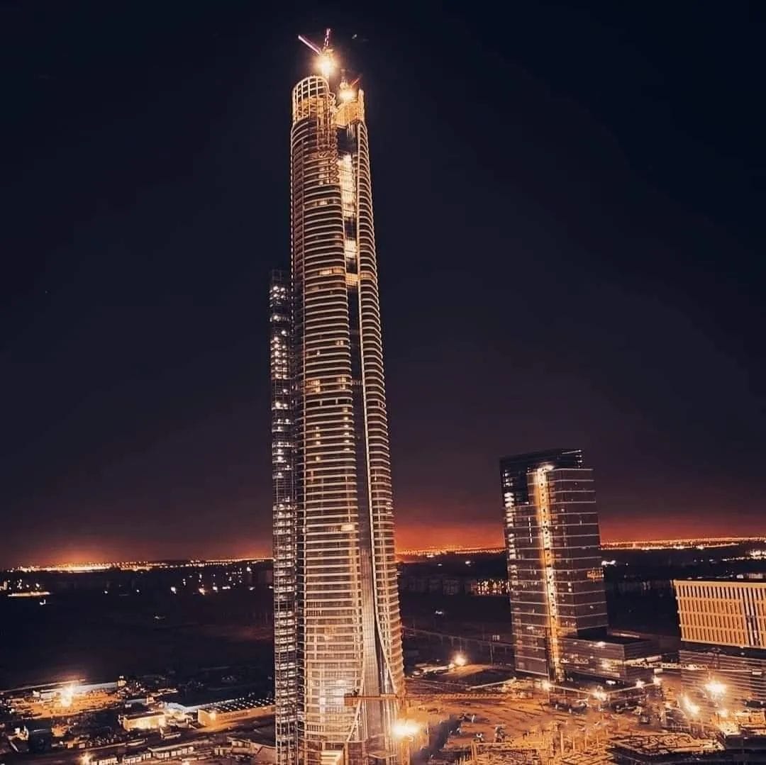 البرج الايقونى